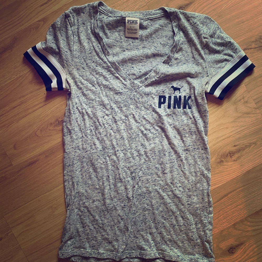 Pink tee shirt